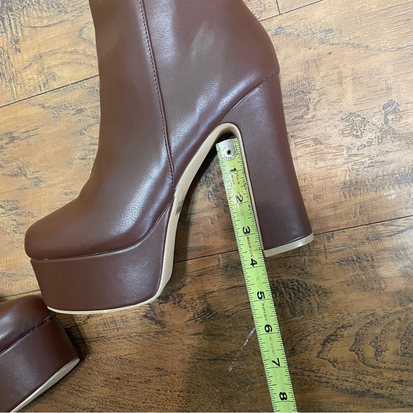 Chase&Chloe brown faux leather heeled booties side zip block heel platform sz 9 - Picture 6 of 14